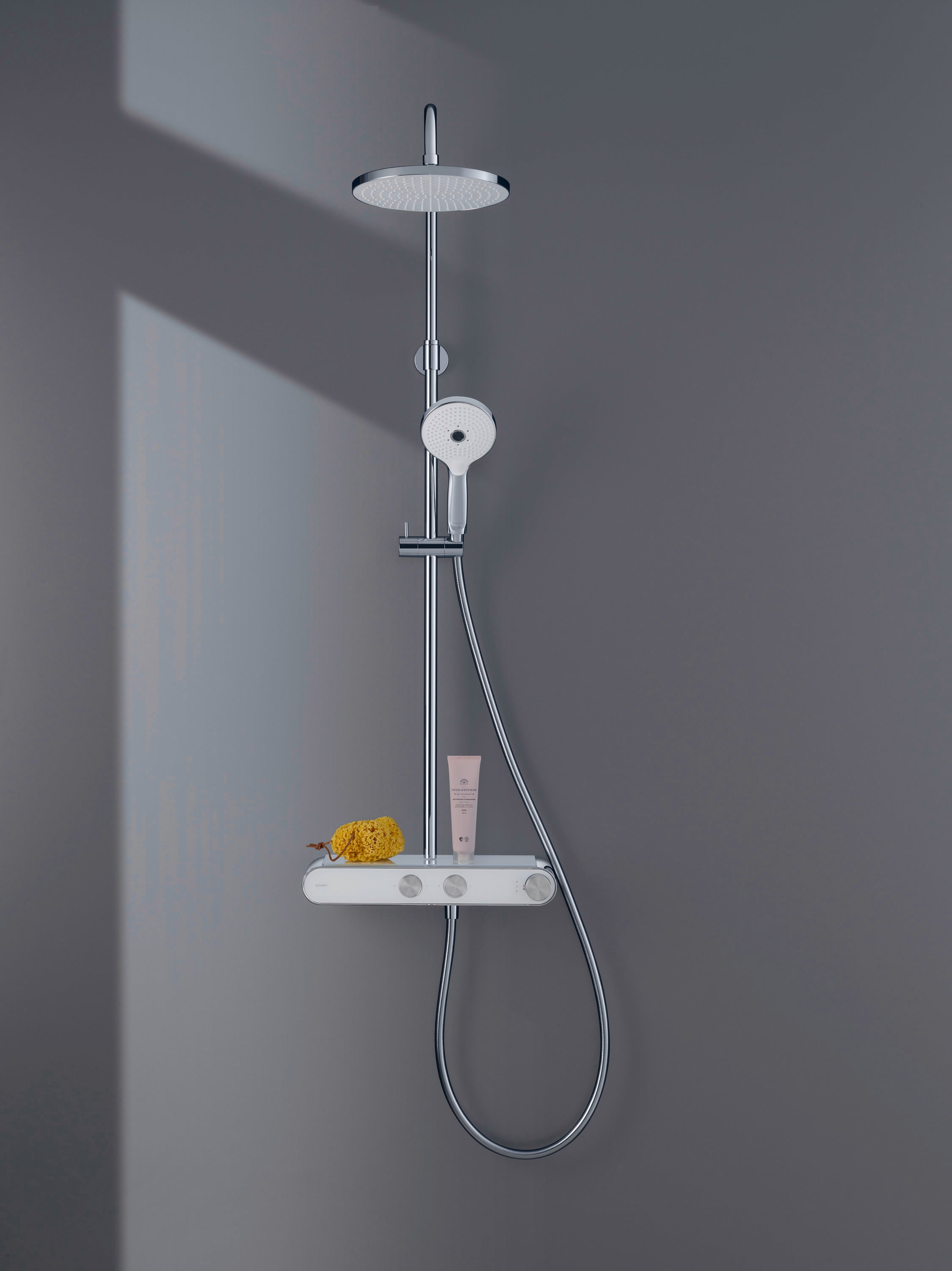 Duravit Shower System mit Thermostat und Glasablage